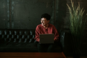 How to get the best results when looking for a job on LinkedIn