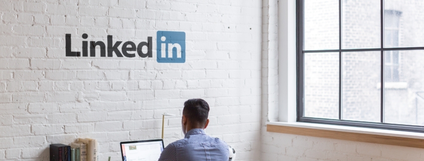 HOW TO GET THE BEST RESULTS WHEN LOOKING FOR A JOB ON LINKEDIN