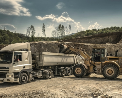 5 Ways to Boost Your Operations Using Temporary Drivers
