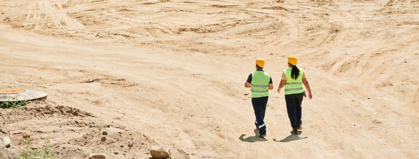 Mass Hiring: 4 Challenges & Strategies for Staffing in Bulk