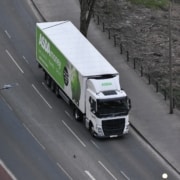 Benefits of Hiring and Retaining Code 14 Truck Drivers